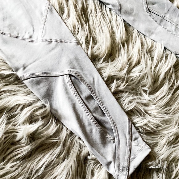 Victoria Sport | Knockout Tight Keyhole - Picture 3 of 6